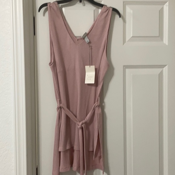 a new day Tops - A new day light summer sweater tank with the